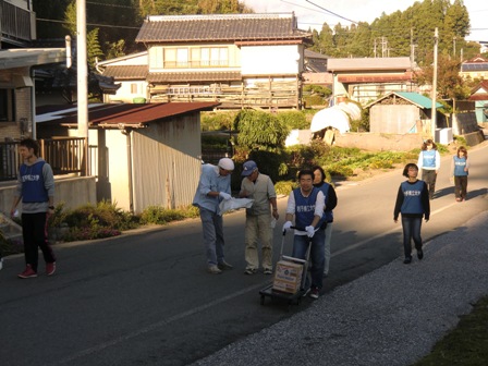 配布作業