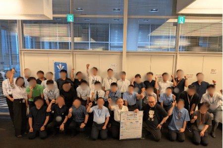 講師と参加者の集合写真