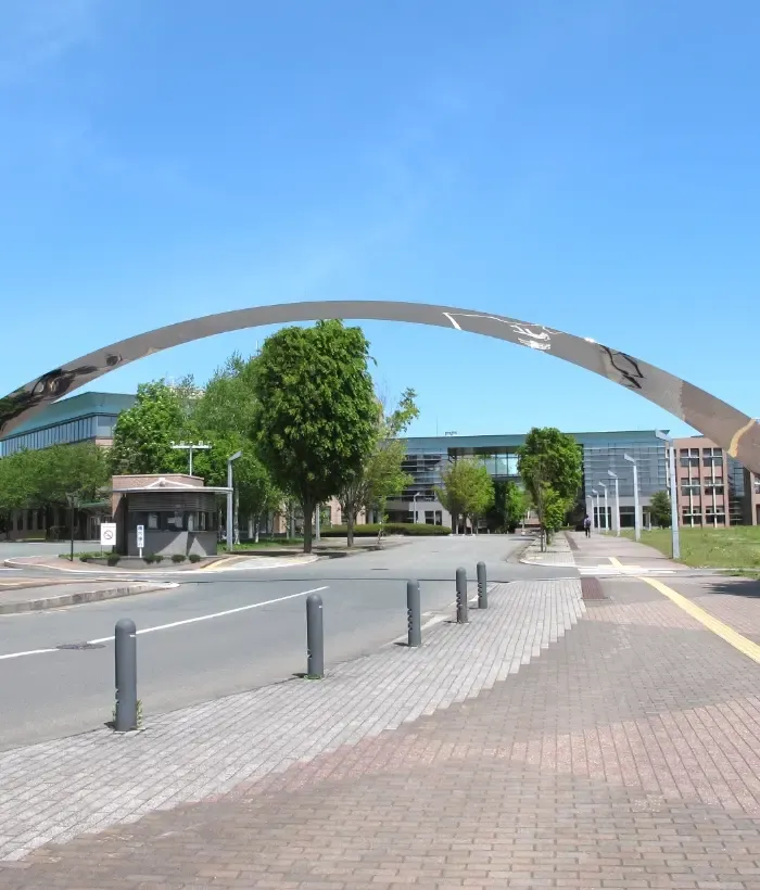 岩手県立大学正門の写真